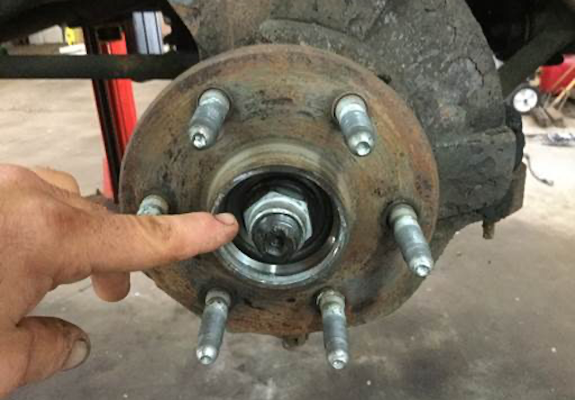 wheel bearing knuckle